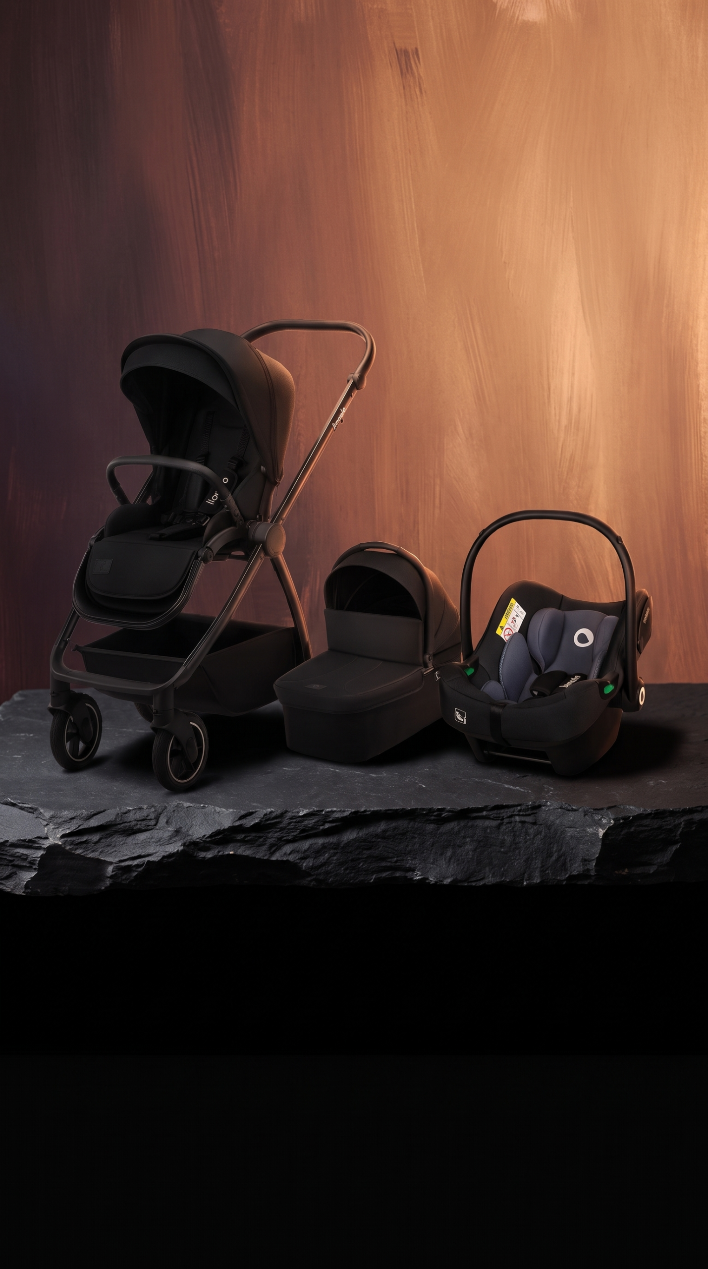 Der dreiteilige Kinderwagen in Schwarz